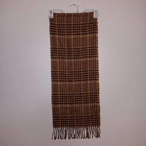 Kristen Blake scarf